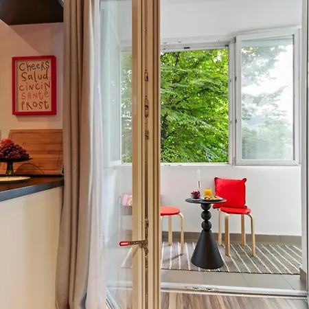 The Cocktail Place Бухарест