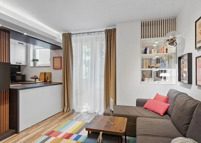 The Cocktail Place Apartment