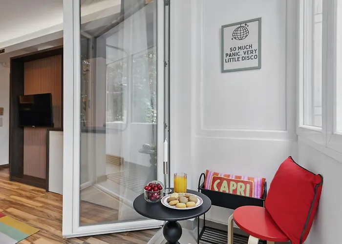 The Cocktail Place Apartment