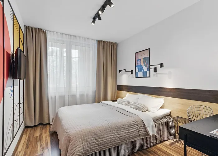 The Cocktail Place *